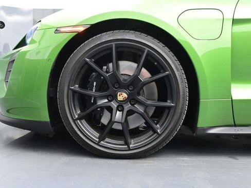 Certified 2022 Porsche Taycan GTS image 6