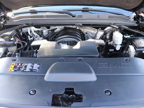 Used 2017 GMC Yukon XL SLT image 52