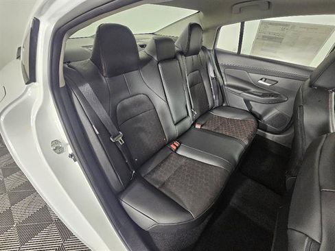 New 2026 Nissan Sentra SR w/ SR Premium Package image 17