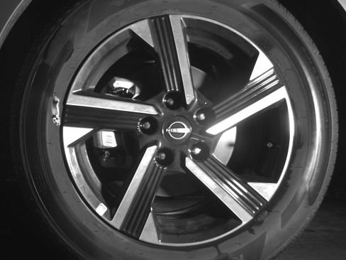 Used 2025 Nissan Sentra SV FWD image 15