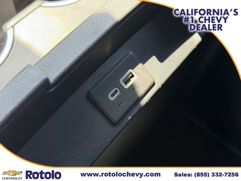 Used 2023 Chevrolet Suburban RST w/ Luxury Package RWD image 25
