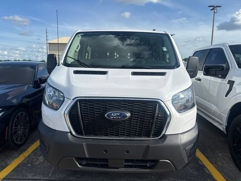 Used 2025 Ford Transit 250 Low Roof w/ Exterior Upgrade Package RWD image 2