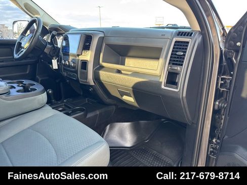 Used 2016 RAM 2500 Tradesman w/ Chrome Appearance Group image 77