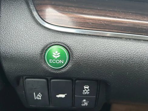 Used 2015 Honda CR-V Touring image 34