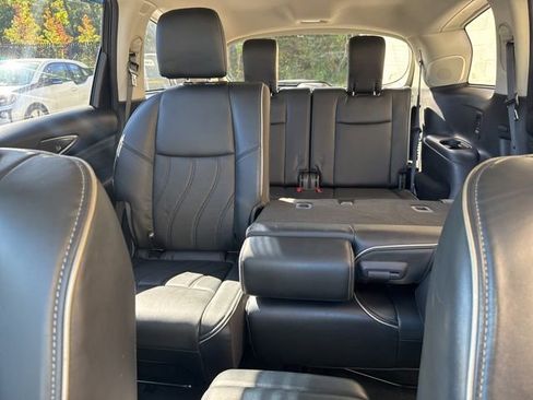 Used 2019 INFINITI QX60 Luxe w/ Essential Package image 24