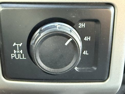 Used 2018 Ford F250 Lariat w/ Lariat Ultimate Package image 33