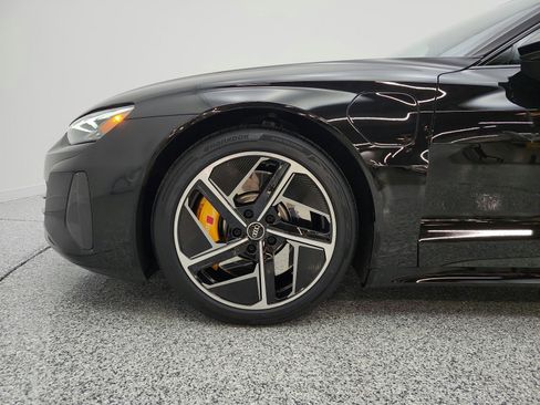Used 2023 Audi RS e-tron GT w/ Carbon Performance Package image 21
