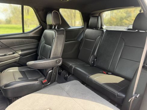 Used 2023 Chevrolet Traverse Premier w/ Redline Edition AWD/4WD image 11