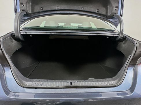 Used 2021 Toyota Avalon XLE image 27