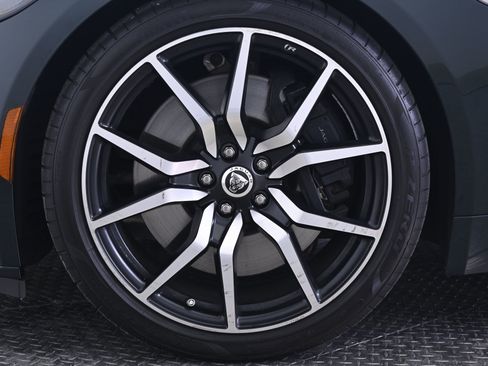Used 2024 Jaguar F-TYPE R AWD/4WD image 11