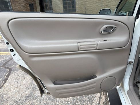Used 2004 Suzuki XL7 4WD image 27