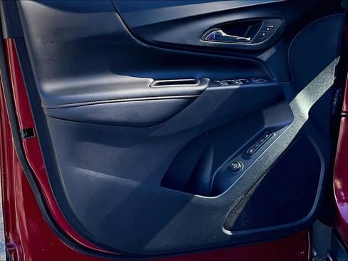 Used 2020 Chevrolet Equinox Premier image 25