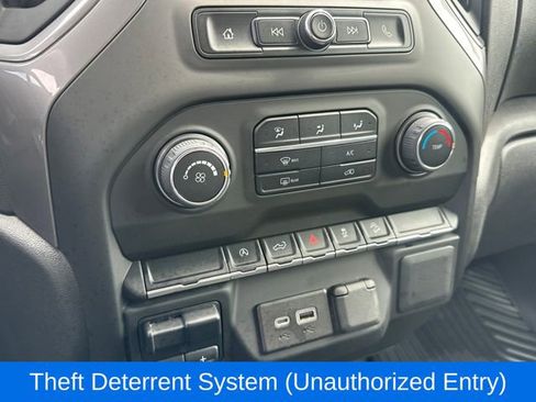 Used 2022 Chevrolet Silverado 1500 Custom Trail Boss w/ LPO, Dark Essentials Package AWD/4WD image 23