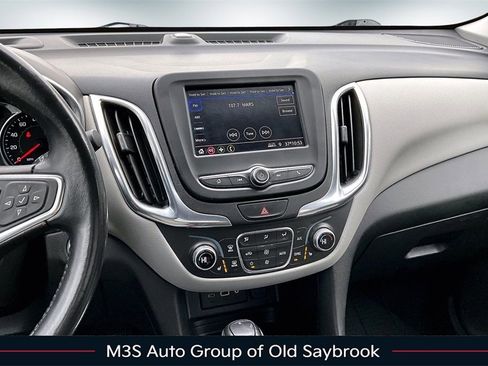 Used 2021 Chevrolet Equinox LT image 9