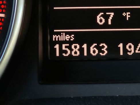 Used 2011 Volkswagen Jetta SE w/ Wheel & Sunroof Pkg image 27