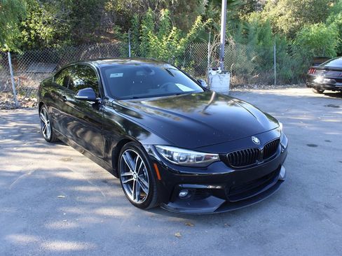 Used 2019 BMW 440i Coupe w/ M Sport Package RWD image 2