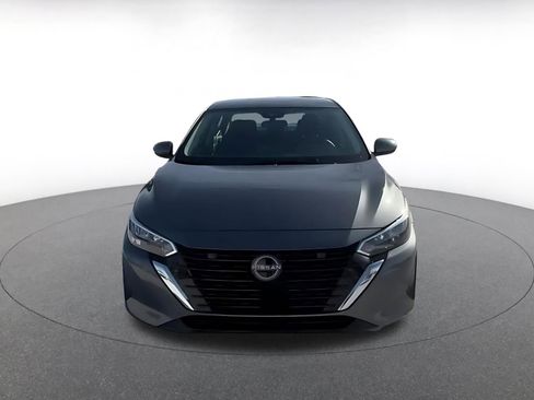 Used 2025 Nissan Sentra SV image 4