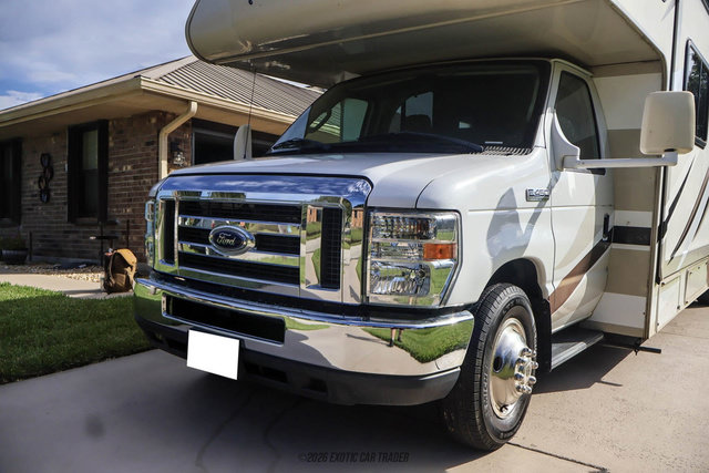 Used 2017 Ford E-450 and Econoline 450 Super Duty w/ Motorhome Prep Package RWD image 70