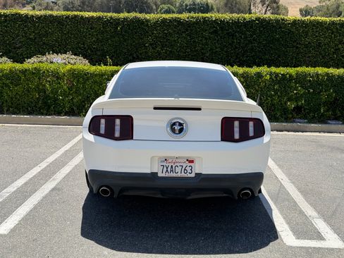 Used 2012 Ford Mustang Premium RWD image 6
