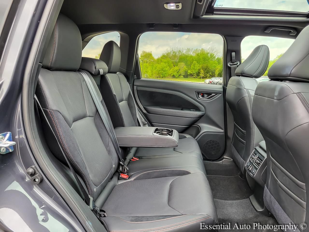 Used 2025 Subaru Forester Touring AWD/4WD image 40