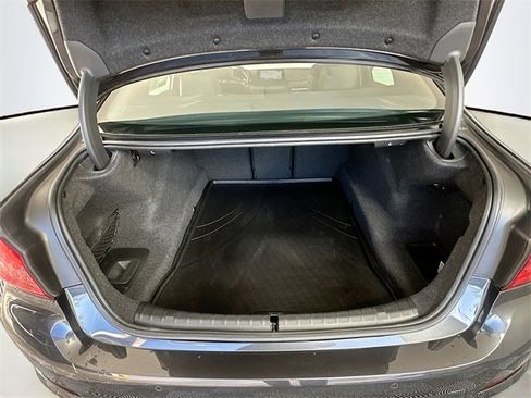 Used 2019 BMW 540i xDrive w/ Premium Package image 26