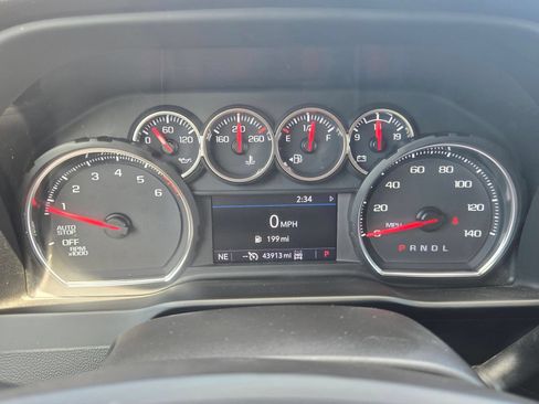 Used 2021 Chevrolet Silverado 1500 LT AWD/4WD image 25