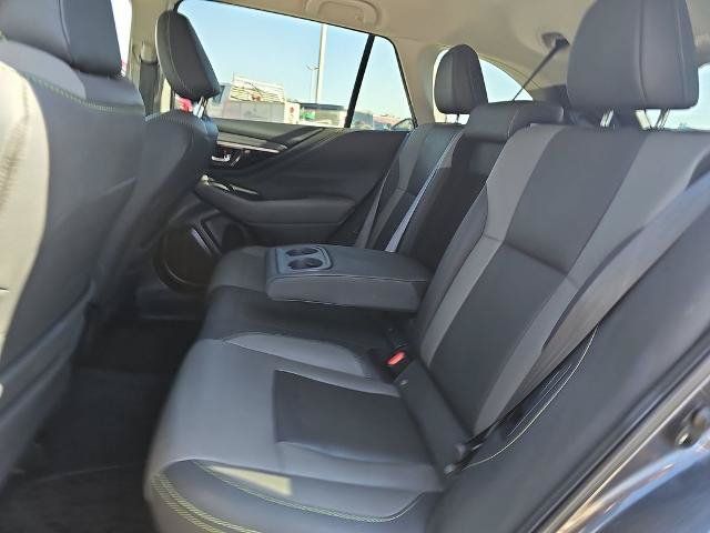 Used 2025 Subaru Outback Onyx Edition AWD/4WD image 14