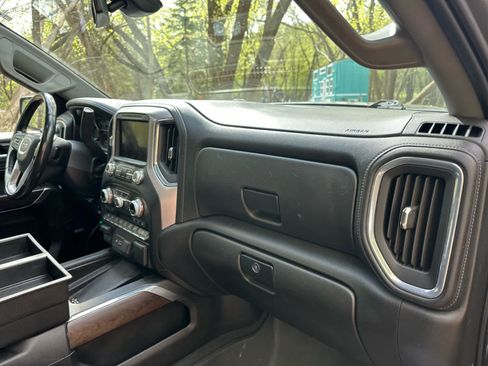 Used 2021 GMC Sierra 1500 SLT w/ SLT Convenience Package AWD/4WD image 9