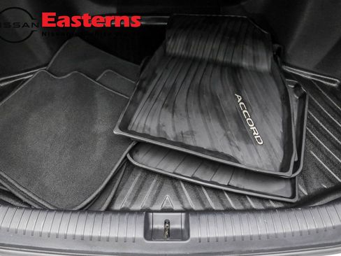 Used 2025 Honda Accord SE image 9