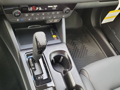 New 2026 Subaru Outback Touring XT AWD/4WD image 13