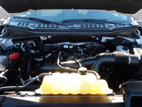 Used 2019 Ford F150 Lariat w/ Trailer Tow Package image 29