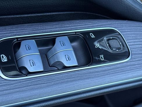 Used 2023 Mercedes-Benz EQS 450+ 4MATIC SUV image 13