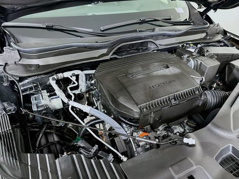 Used 2026 Honda Pilot Black Edition image 26