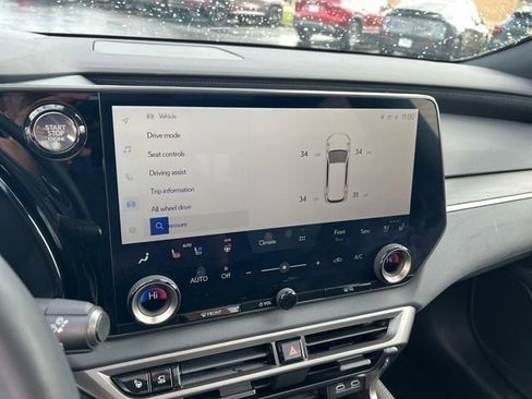 Used 2024 Lexus RX 350 AWD w/ Convenience Package image 32