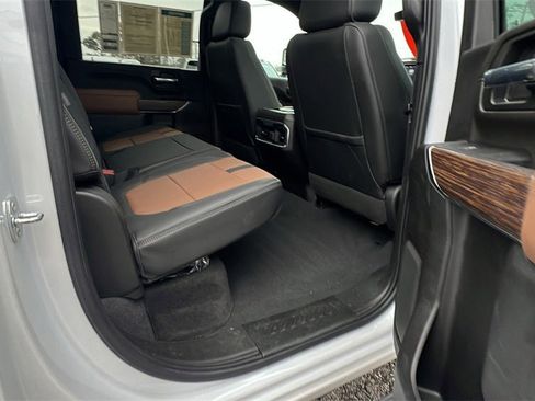 Used 2022 Chevrolet Silverado 2500 High Country w/ Z71 Off-Road Package image 19