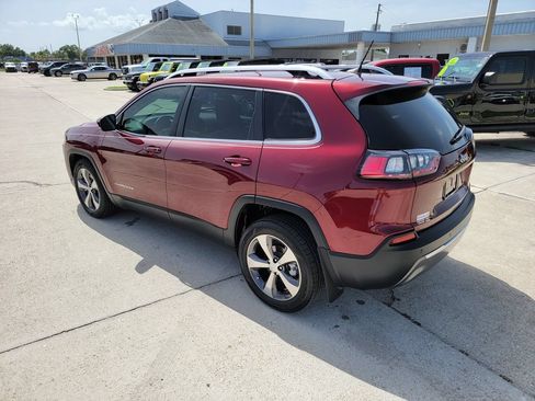 Used 2020 Jeep Cherokee Limited FWD image 3