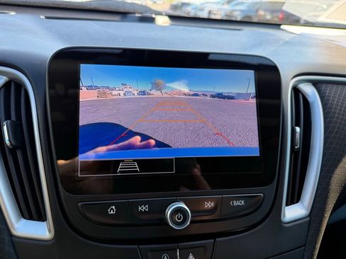 Used 2024 Chevrolet Malibu LT image 29