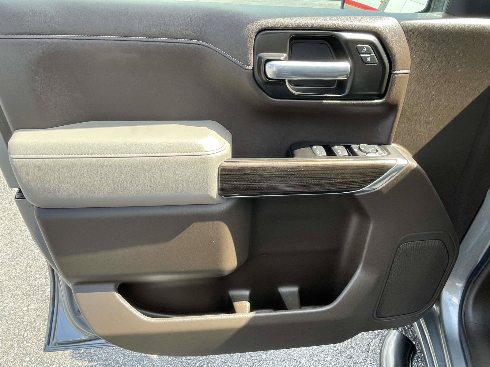 Used 2021 Chevrolet Silverado 1500 RST w/ Bed Protection Package RWD image 15