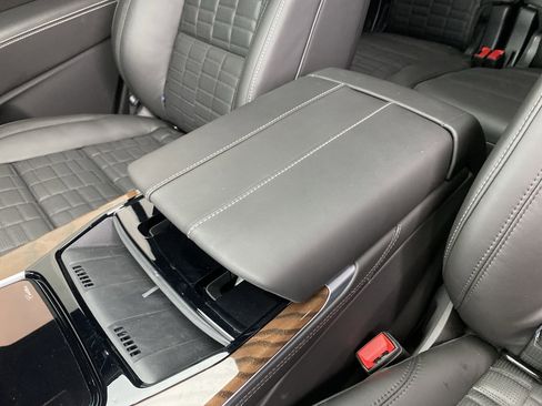 Used 2026 Cadillac Escalade Platinum Luxury image 39