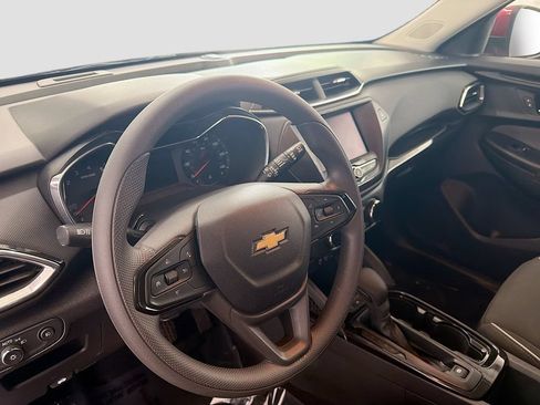 Used 2021 Chevrolet TrailBlazer LT w/ Driver Confidence Package AWD/4WD image 11