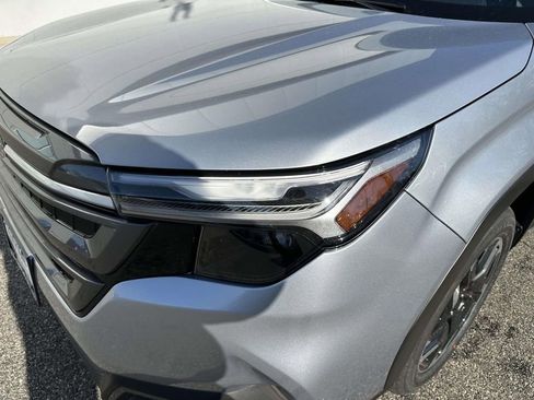 New 2025 Subaru Forester Limited image 7