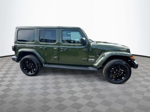 Used 2023 Jeep Wrangler Unlimited Sahara w/ Cold Weather Group AWD/4WD image 5