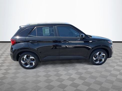 Used 2022 Hyundai Venue SEL w/ Cargo Package FWD image 8
