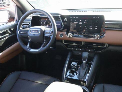 New 2025 GMC Canyon AT4 w/ Nightfall Edition image 11