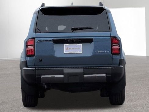 New 2026 Toyota Land Cruiser Base image 6