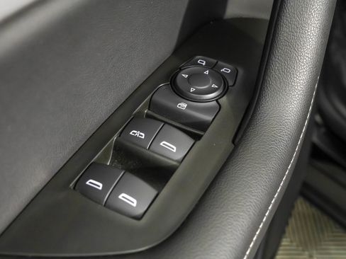 Used 2023 Chevrolet Blazer LT w/ Driver Confidence Package FWD image 33