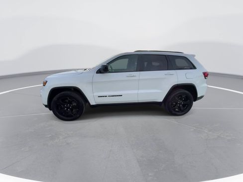 Used 2020 Jeep Grand Cherokee Laredo AWD/4WD image 10