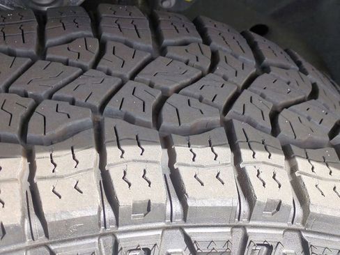 Used 2023 Chevrolet Silverado 1500 LT Trail Boss image 10