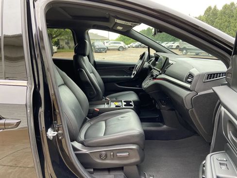 Used 2025 Honda Odyssey Sport-L image 13