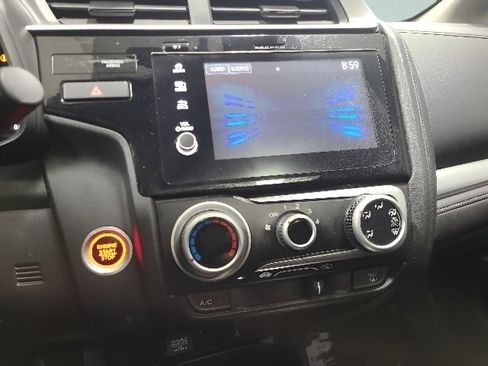 Used 2020 Honda Fit EX image 31